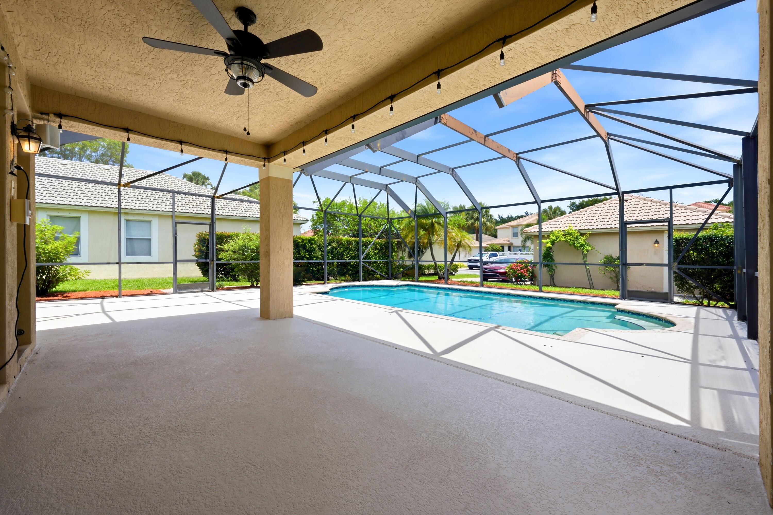 GABLES AT NORTHLAKE 1 - Residential