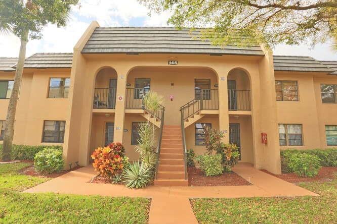 Golden Lakes Village - Residential