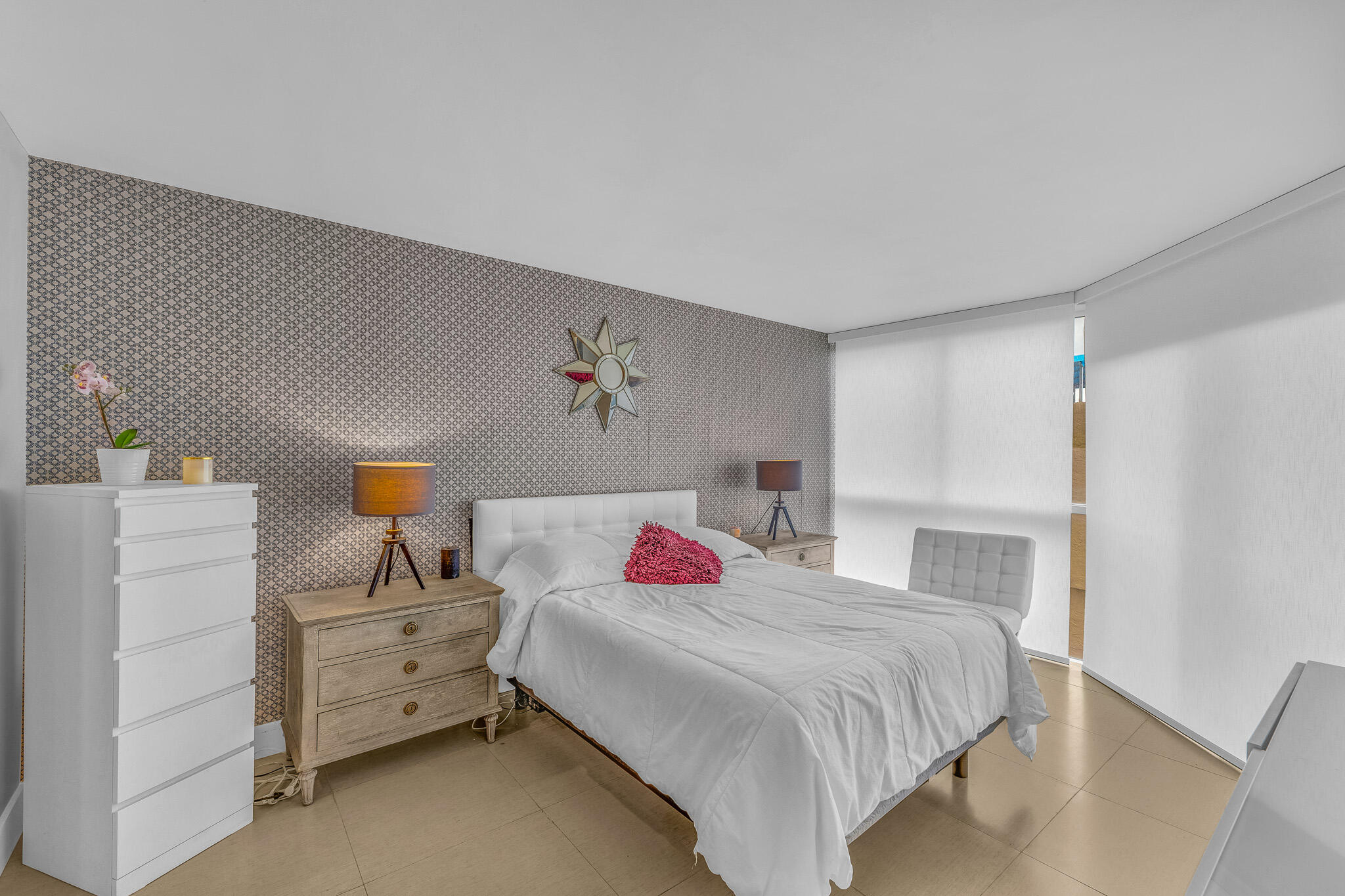 THE GRANDVIEW PALACE CONDO - Residential Lease