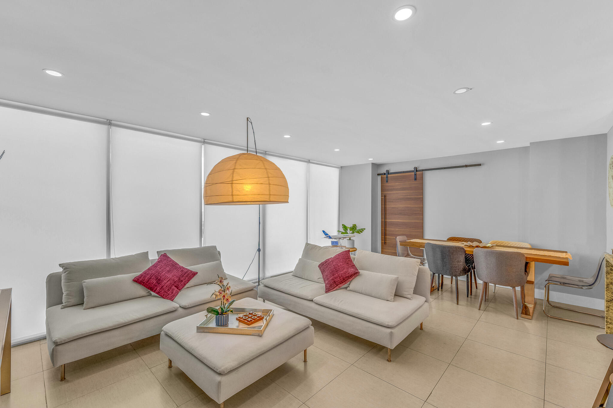 THE GRANDVIEW PALACE CONDO - Residential Lease