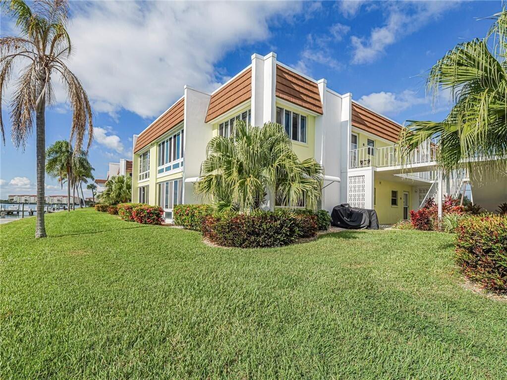 COLONNADES CONDOMINIUM NO 1 - Residential