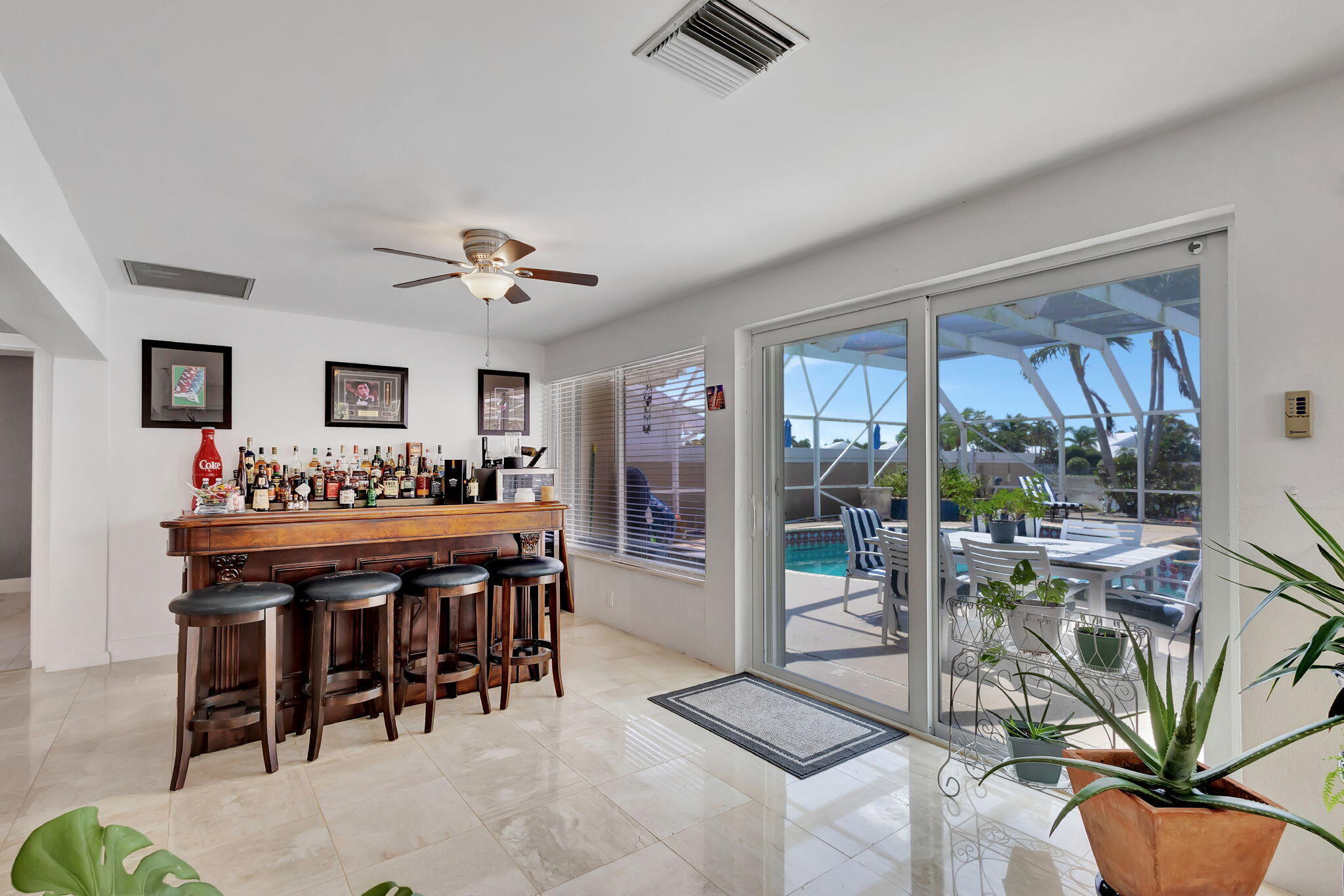 SARATOGA BAY - Residential