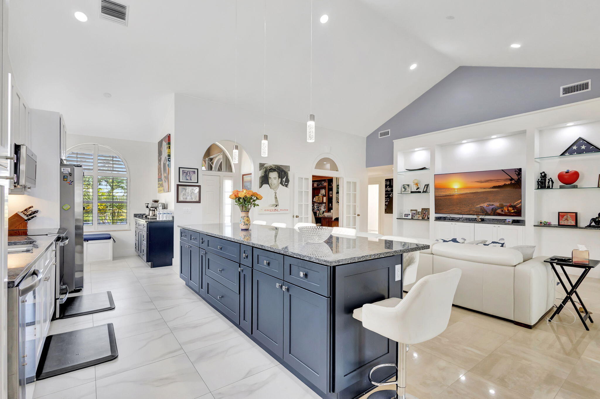 SARATOGA BAY - Residential