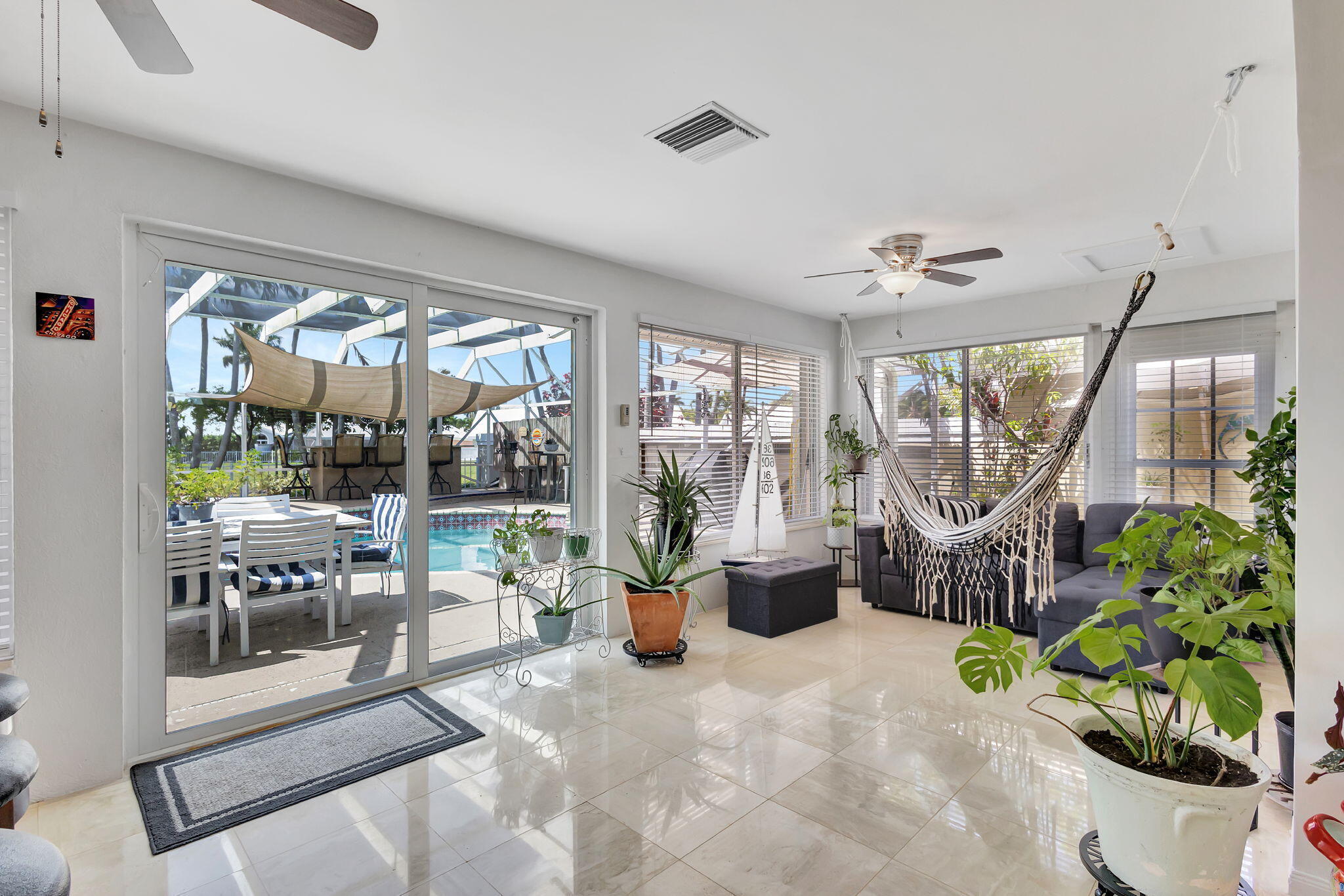 SARATOGA BAY - Residential