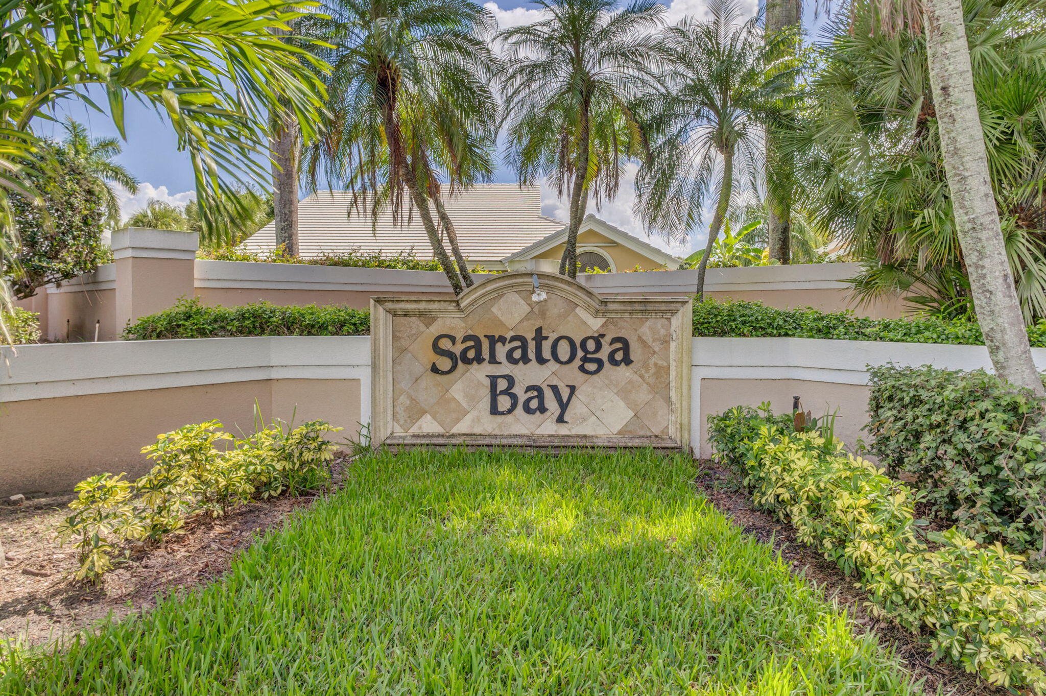 SARATOGA BAY - Residential