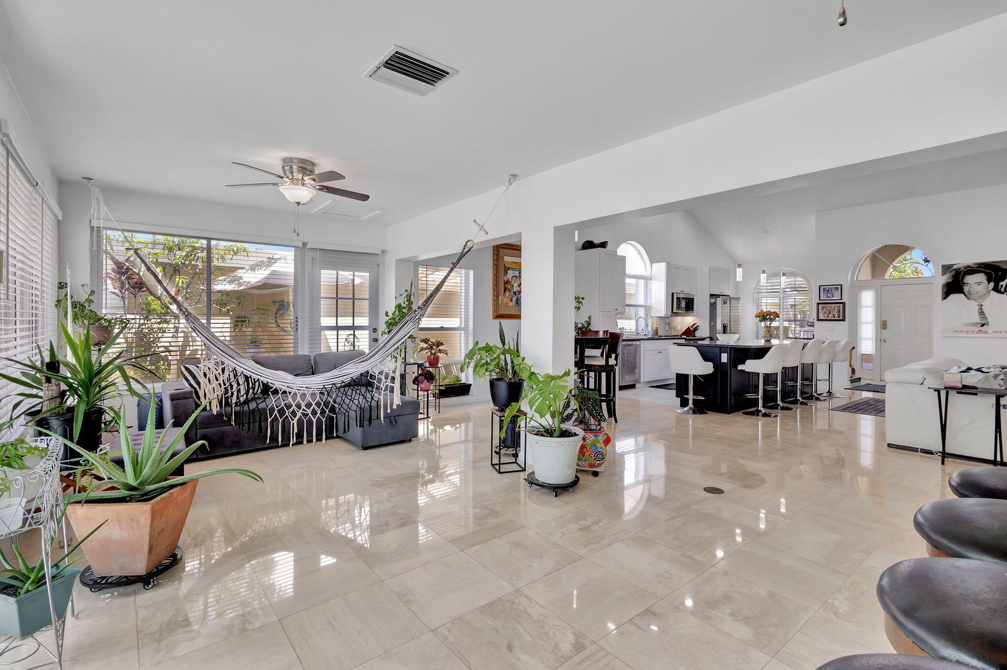 SARATOGA BAY - Residential