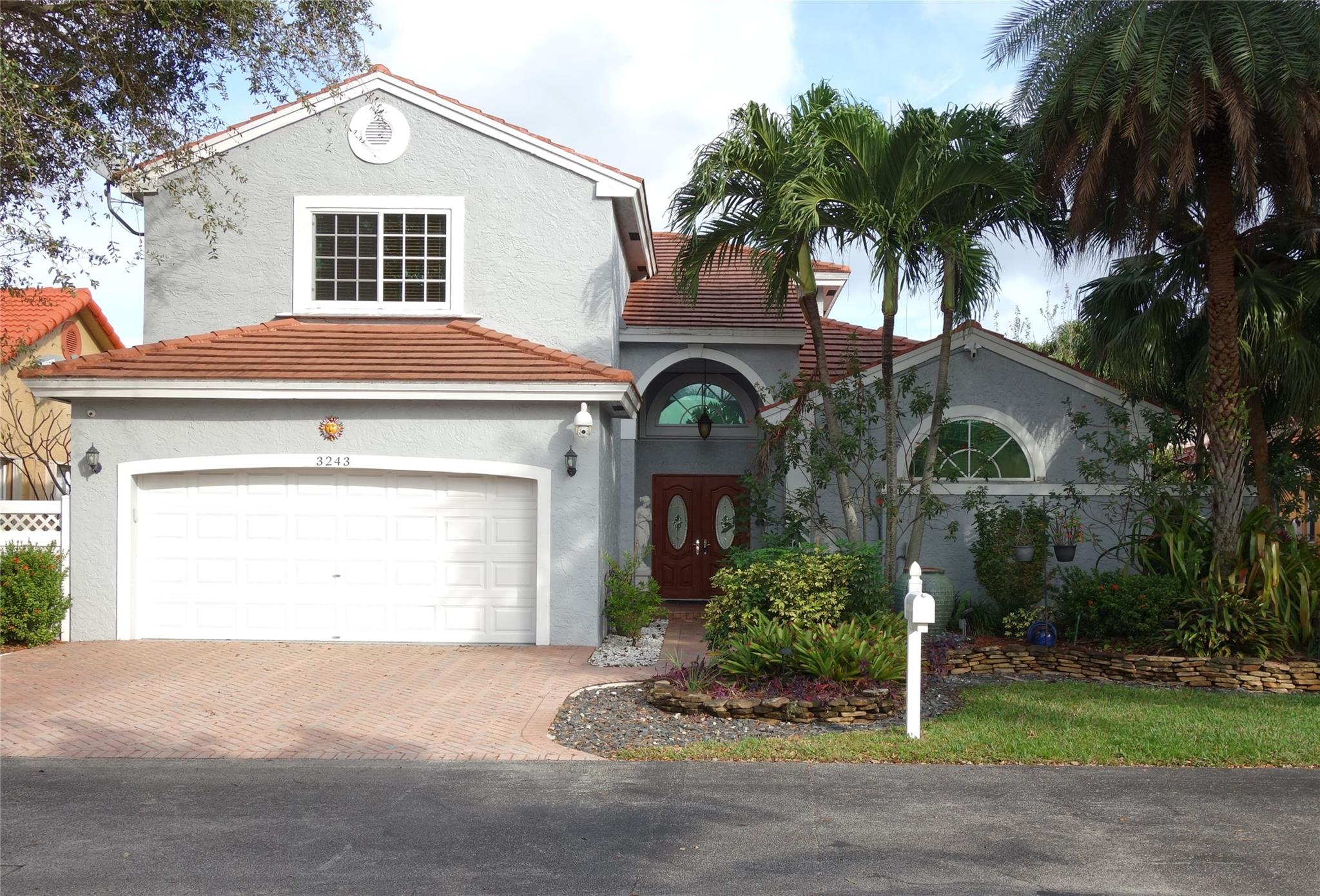 Lake Pointe Estates - Residential