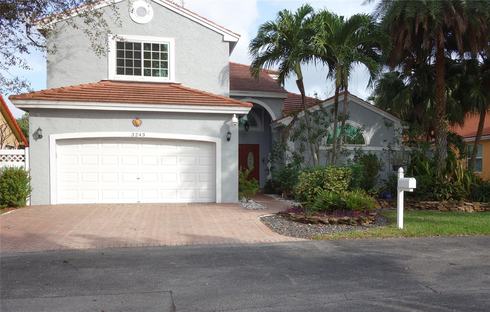 Lake Pointe Estates - Residential