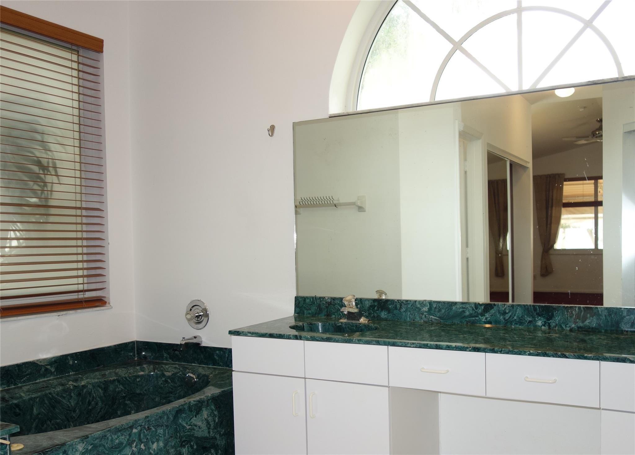 Lake Pointe Estates - Residential