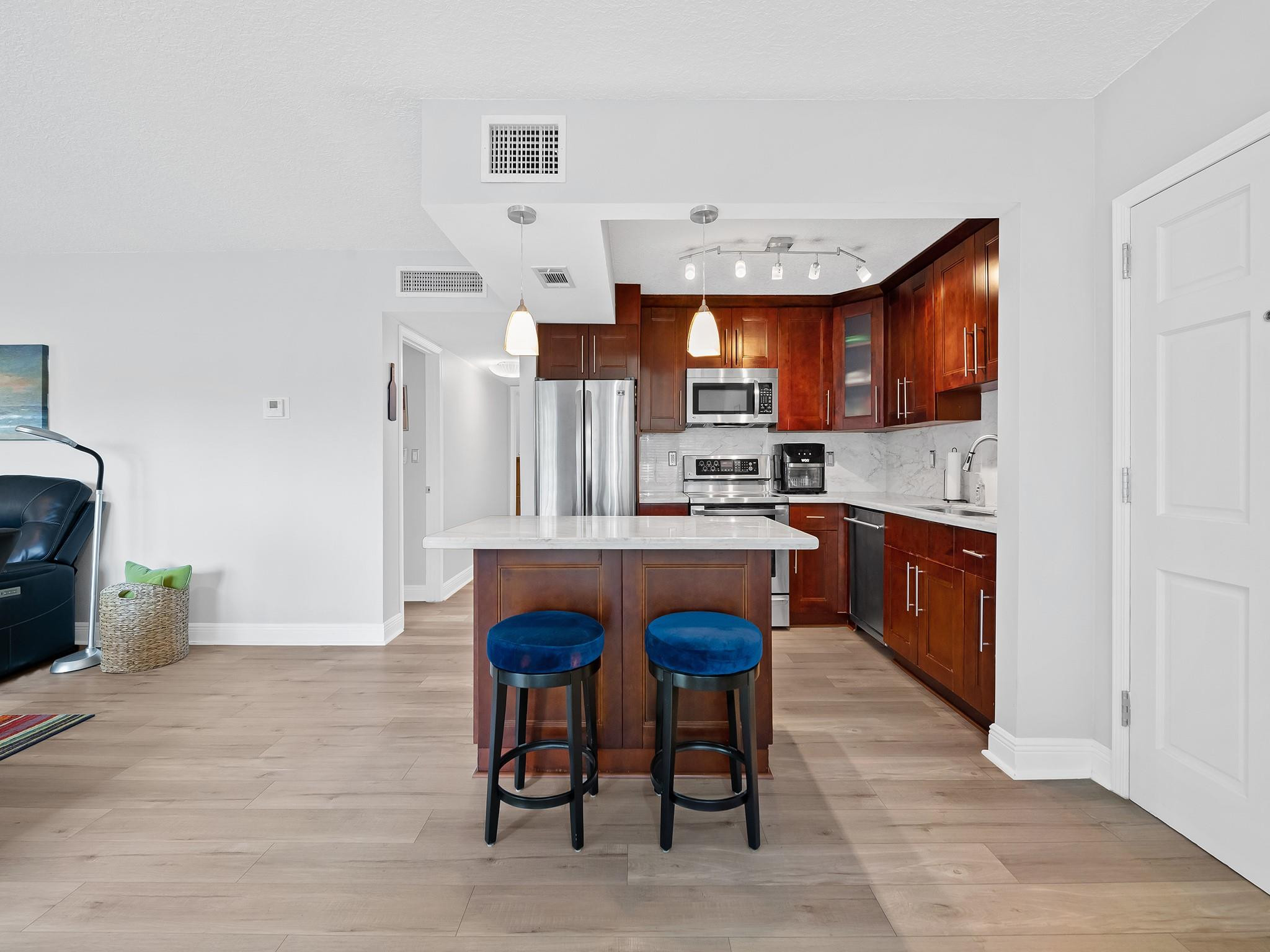 RIVERS BEND CONDO - Residential