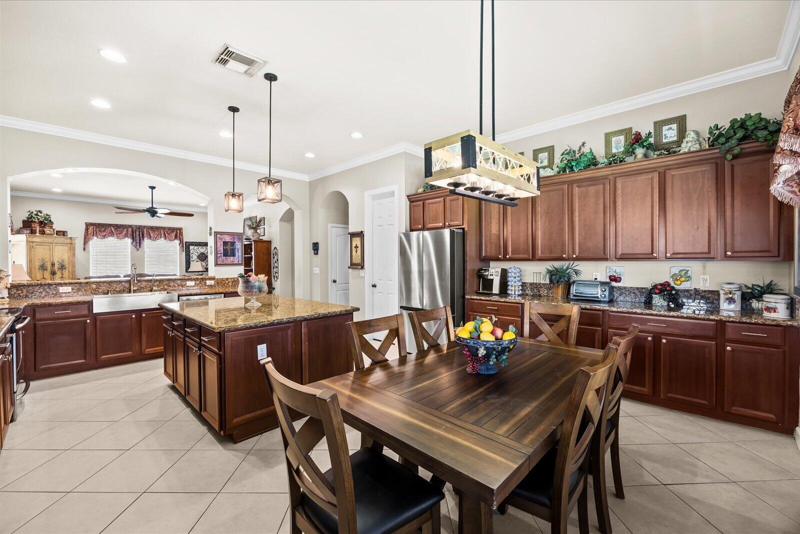HIGHLANDS RESERVE - Residential