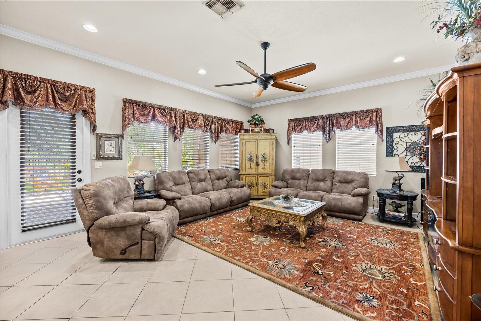 HIGHLANDS RESERVE - Residential