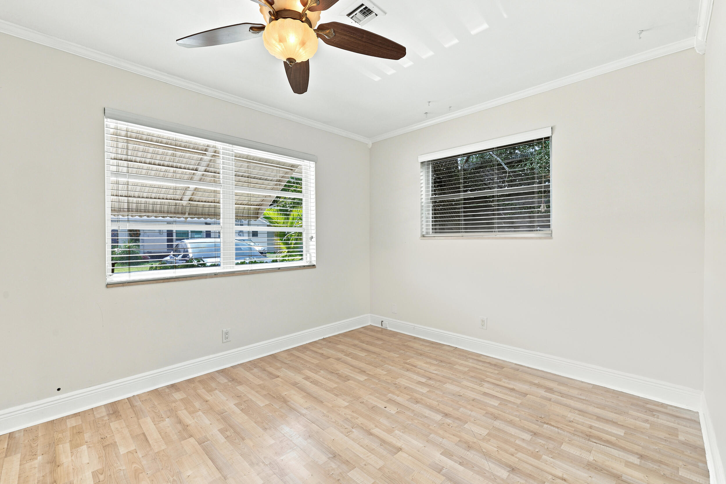 TAMARAC LAKES - Residential