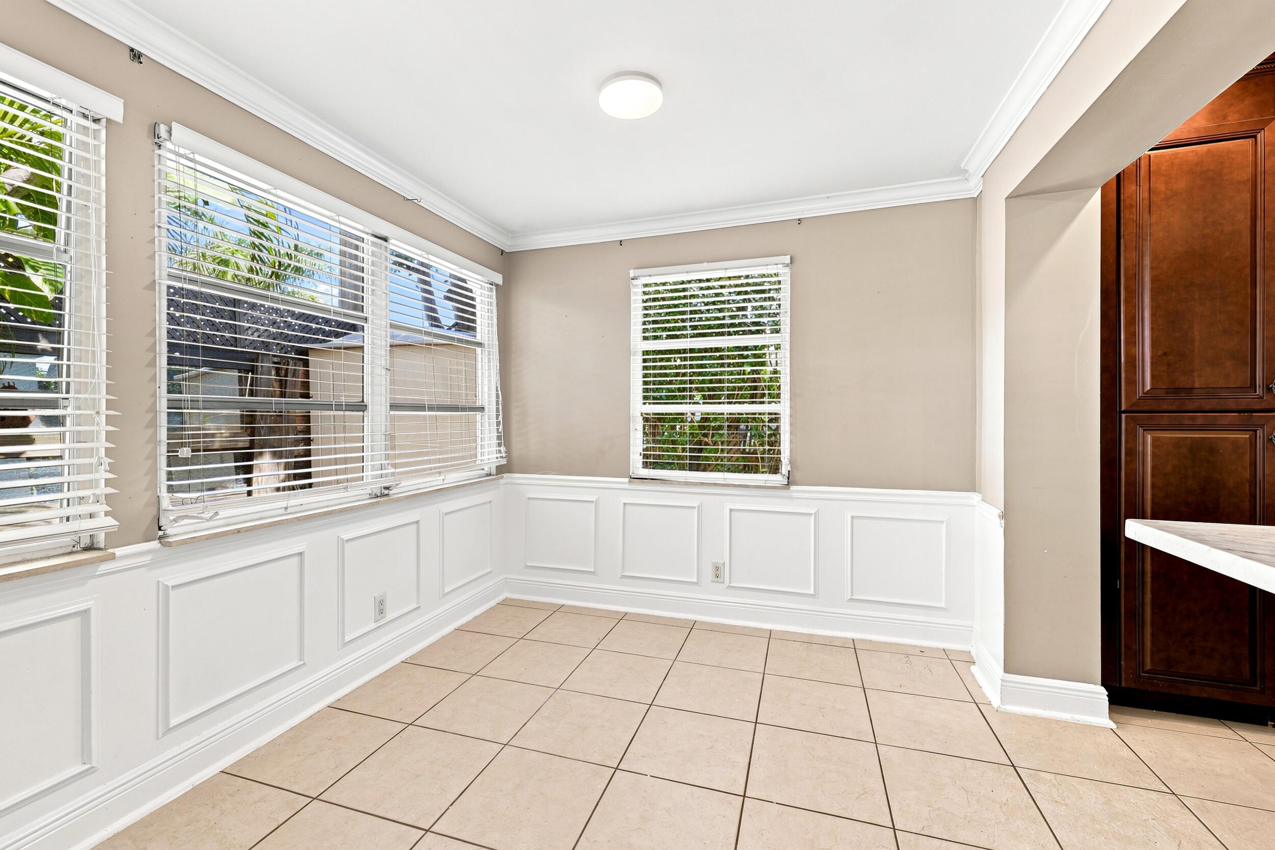 TAMARAC LAKES - Residential