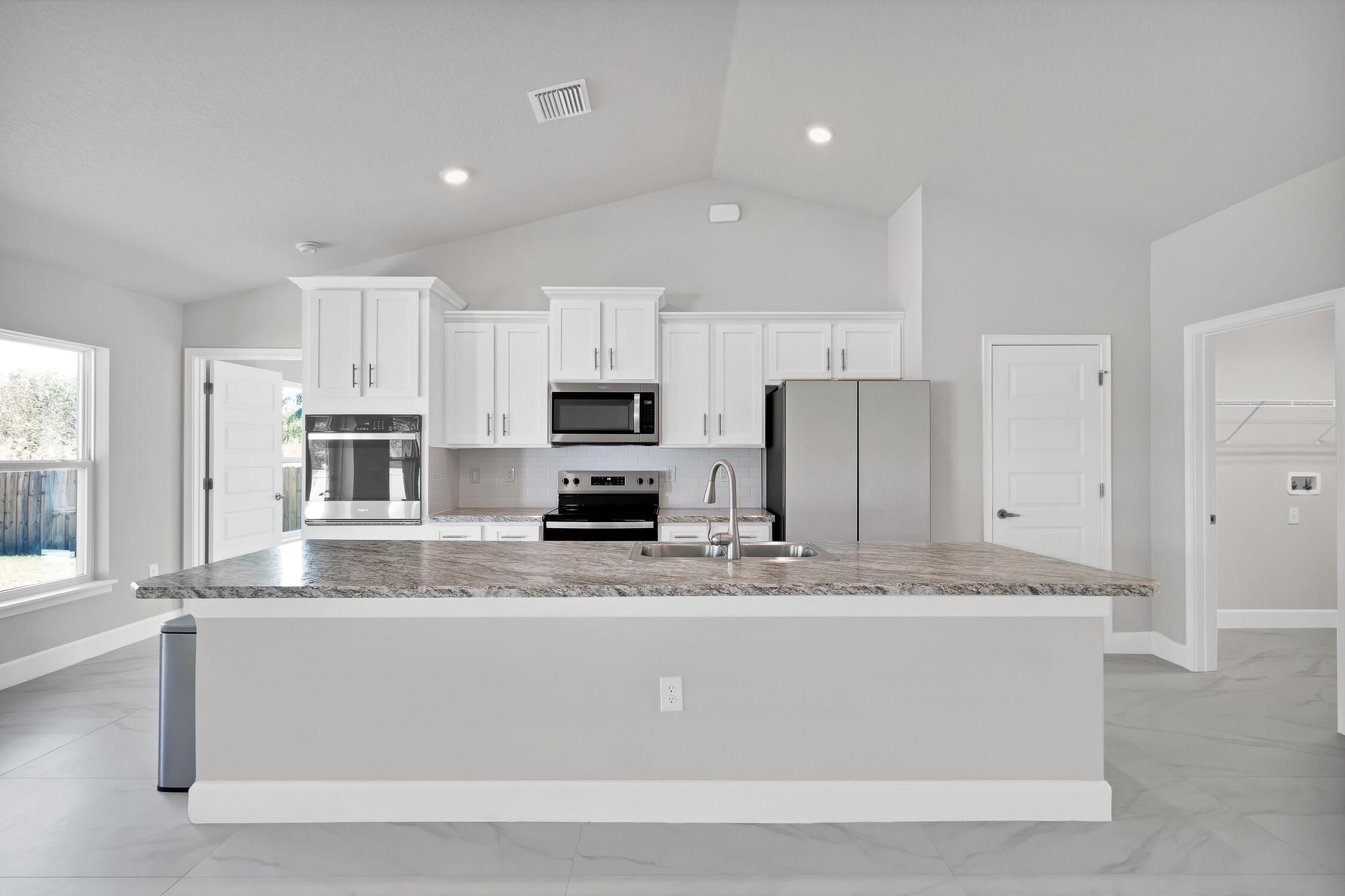 SEBASTIAN HIGHLANDS UNIT 17 - Residential