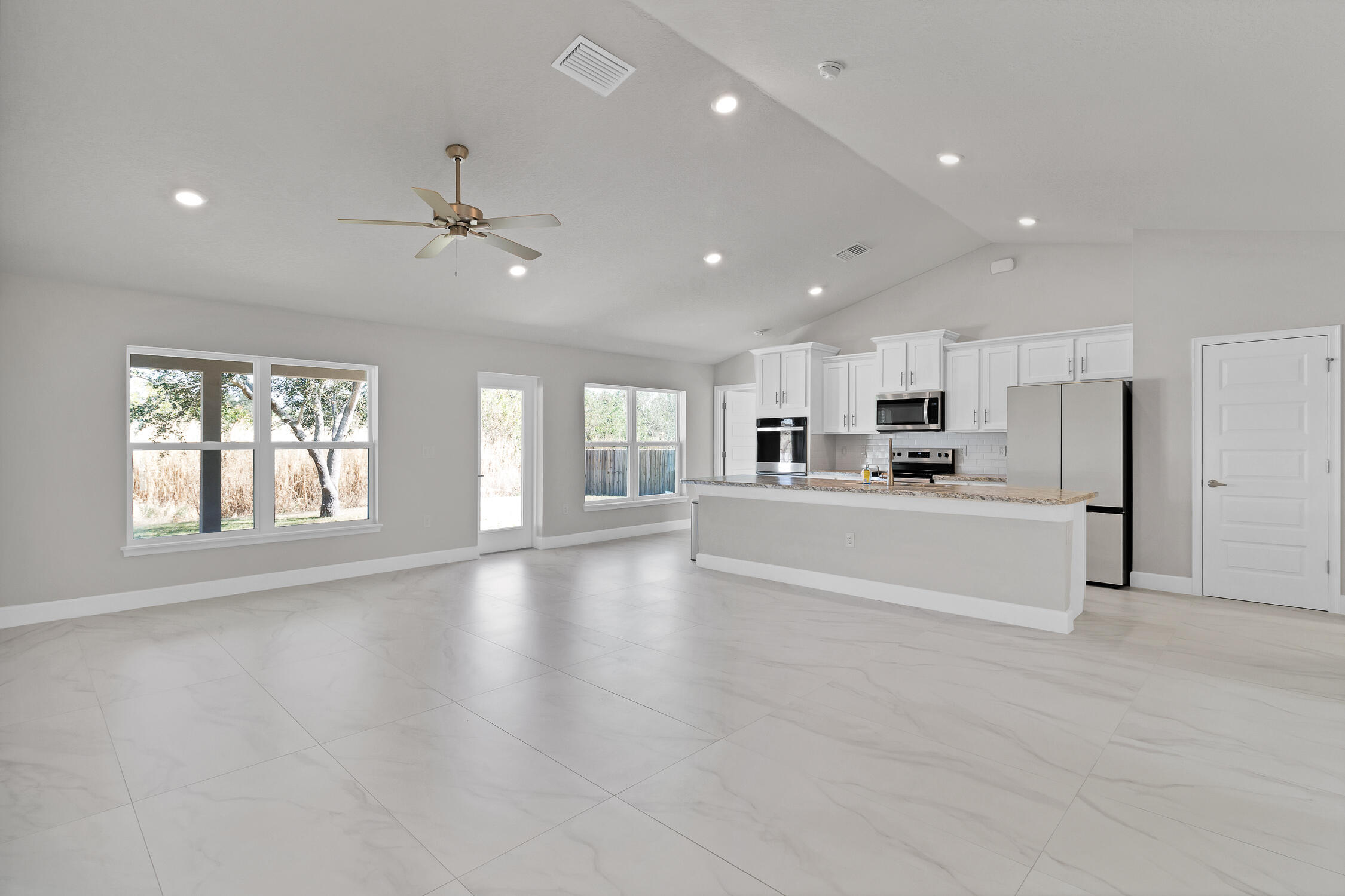 SEBASTIAN HIGHLANDS UNIT 17 - Residential