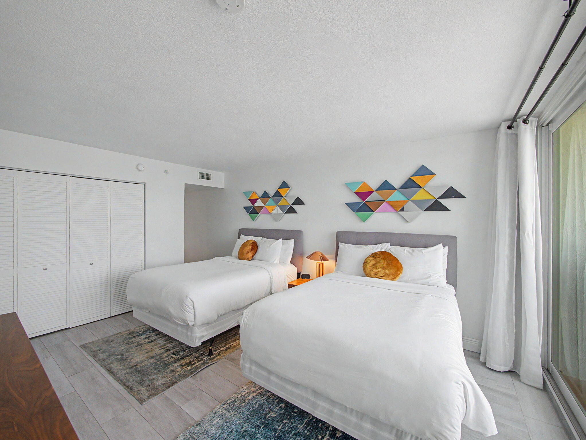 ISLAND BEACH CLUB, A CONDOMINIUM - Residential