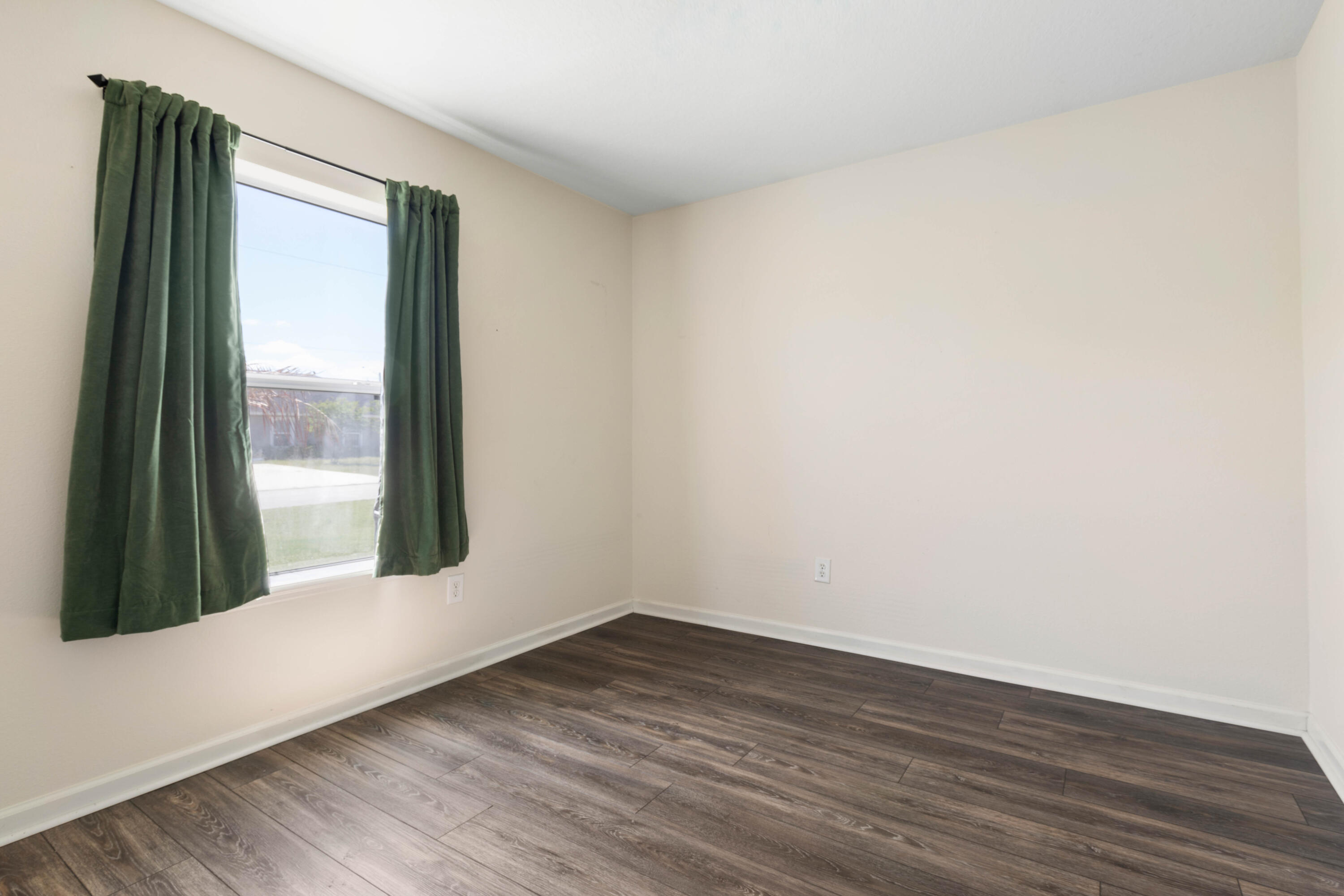Pine Lakes - Residential