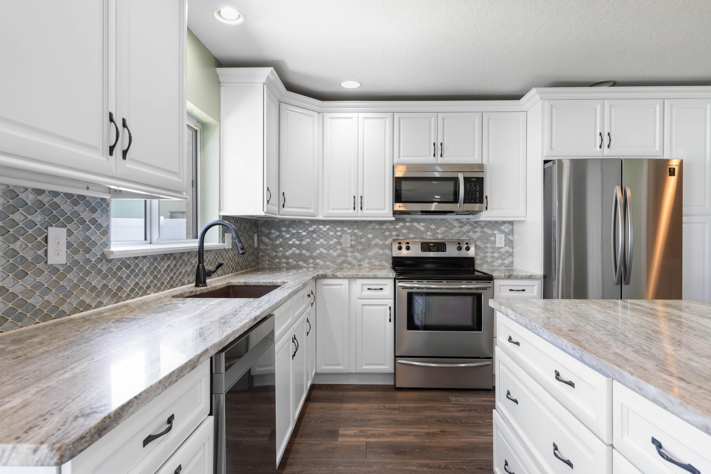 Pine Lakes - Residential
