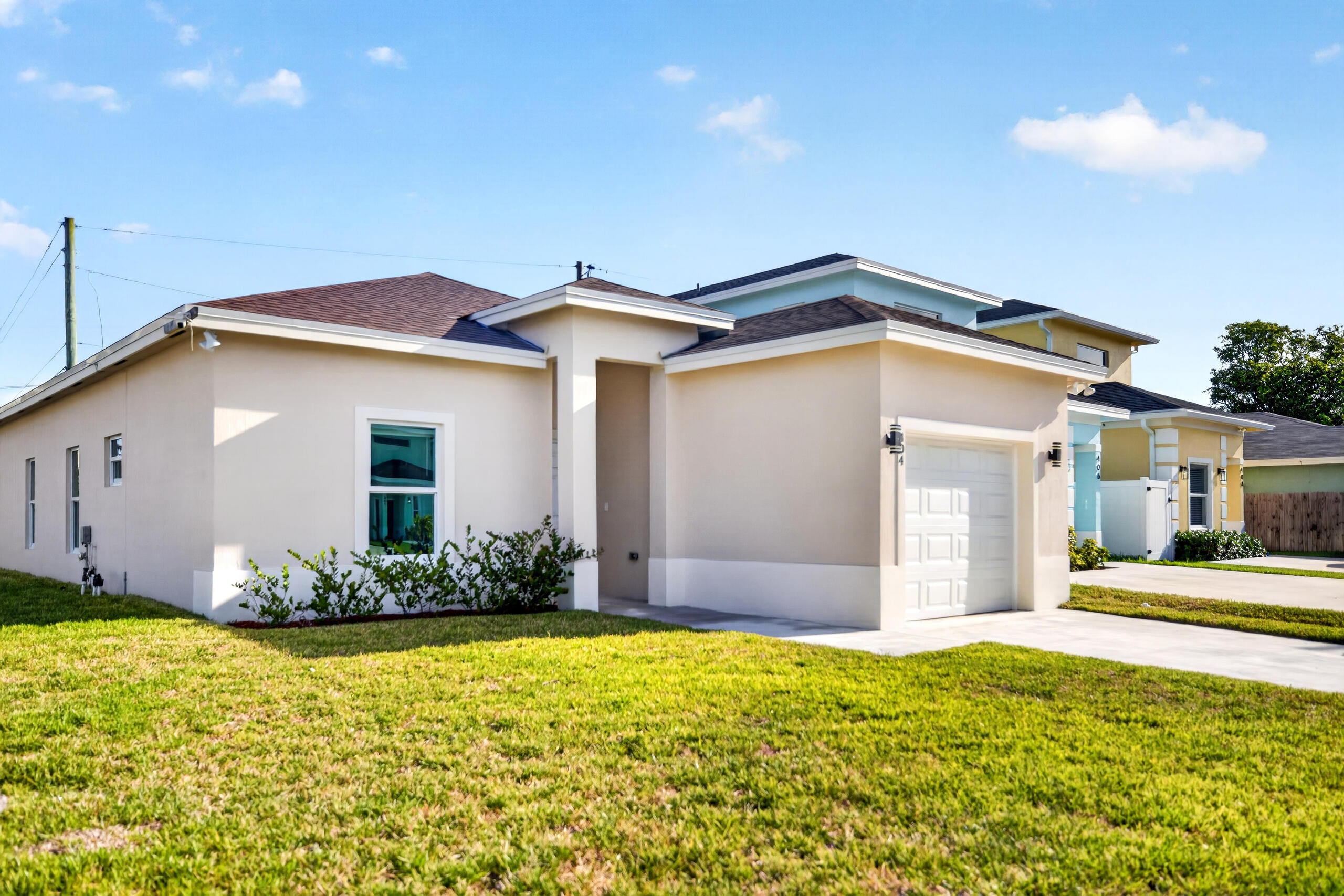 CHERRY HILLS - Residential