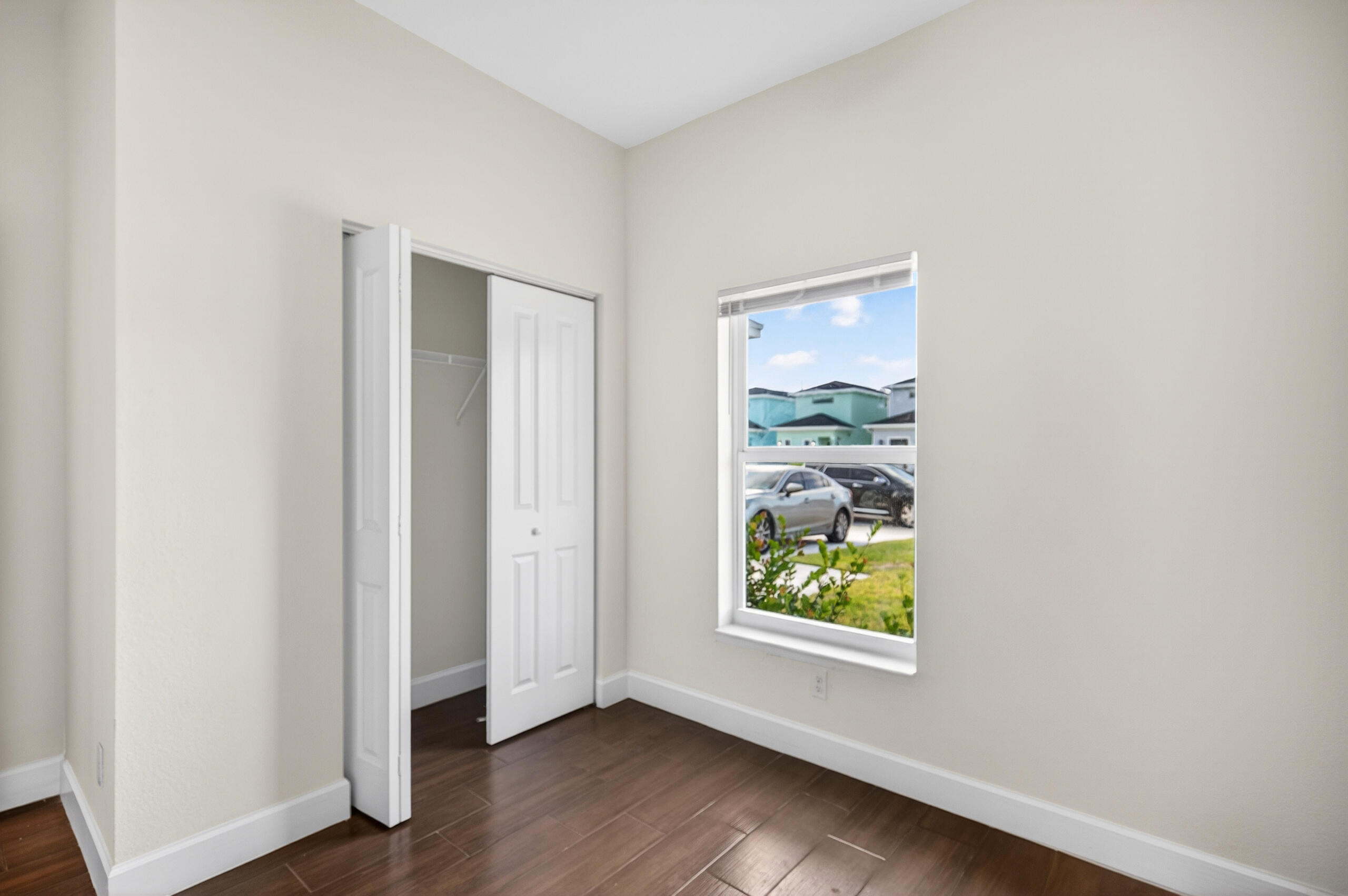 CHERRY HILLS - Residential