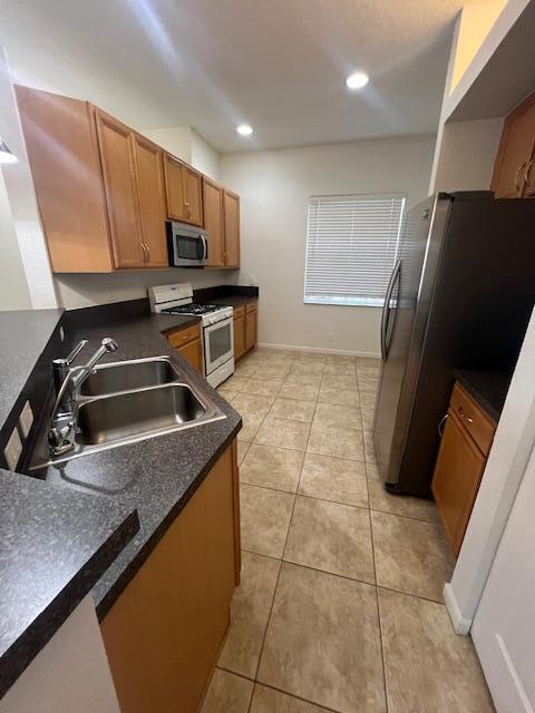 ANTHONY GROVES PH 1 - Residential Lease