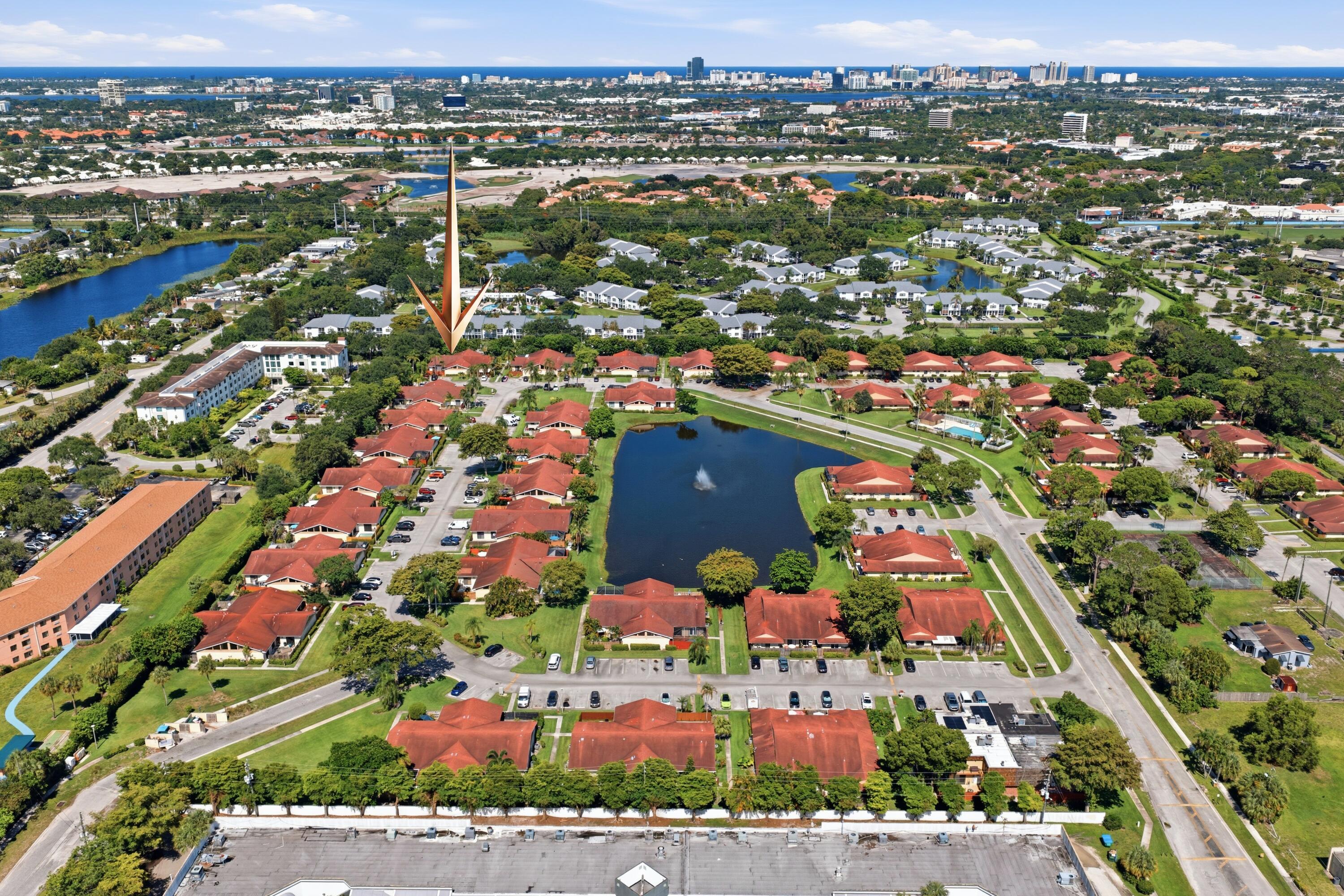 WESTCHESTER TOWNHOUSES - Residential