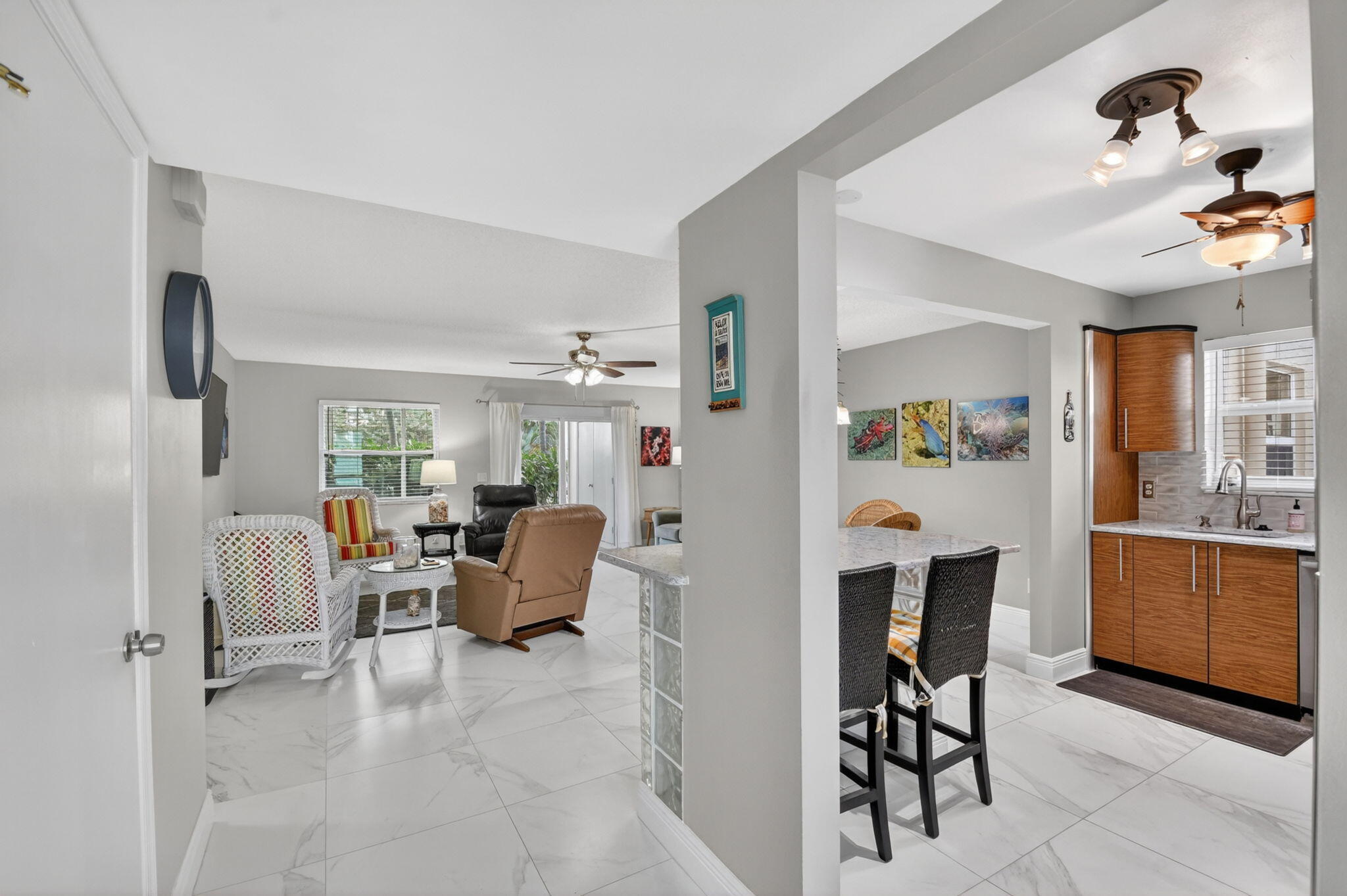 BARBICAN CONDO - Residential