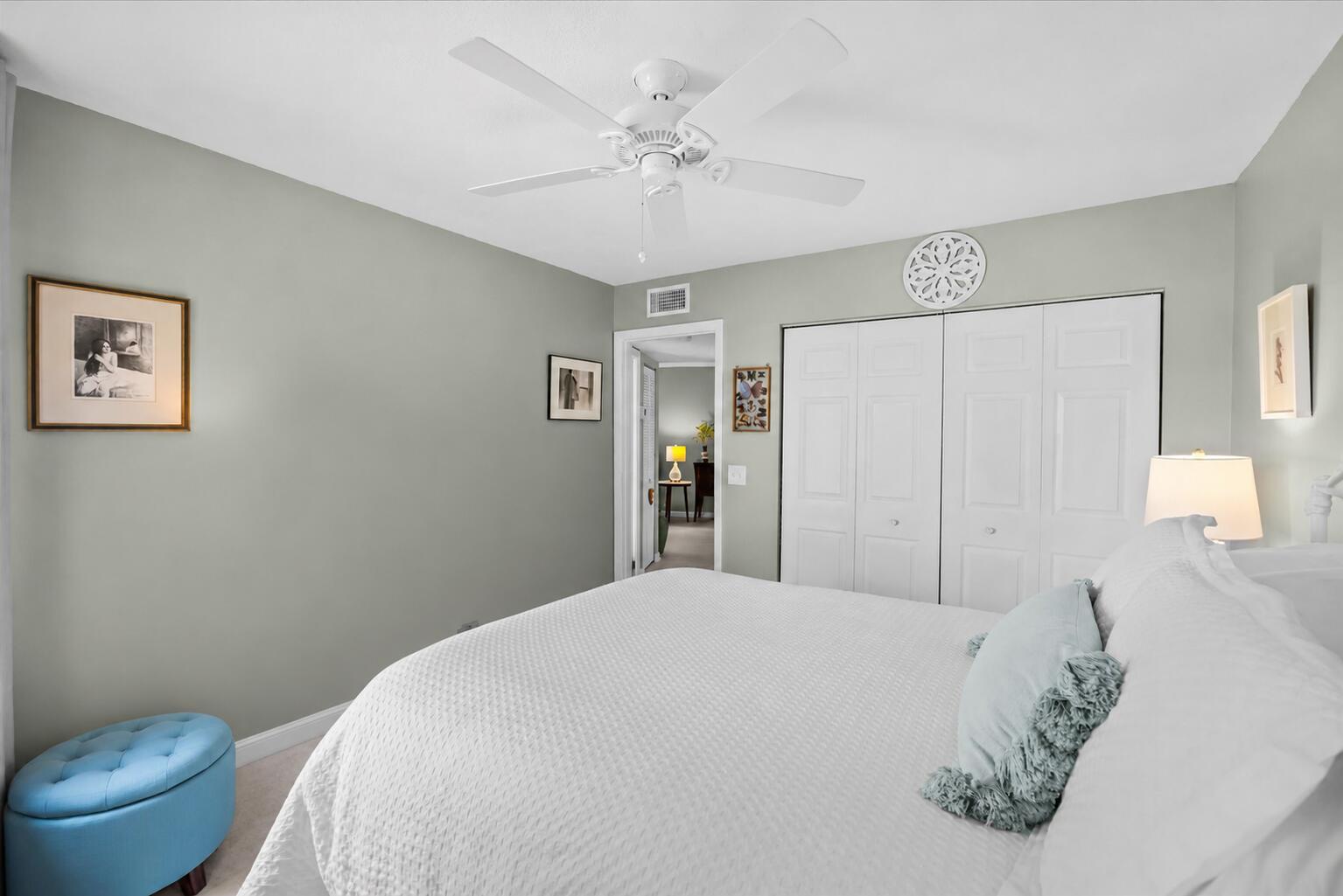 Savannas Club Condo - Residential