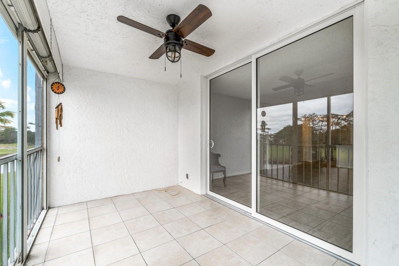 PALM SPRINGS II - Residential