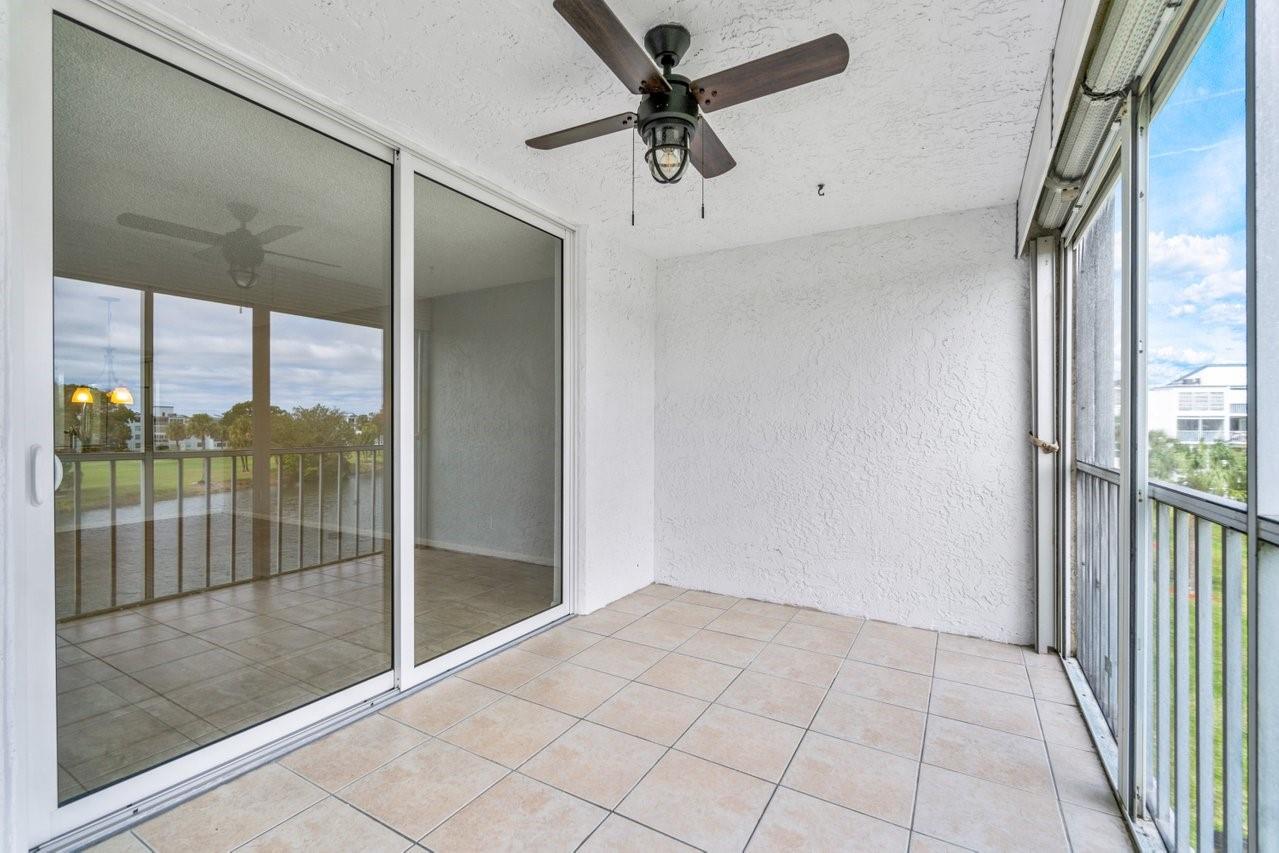 PALM SPRINGS II - Residential