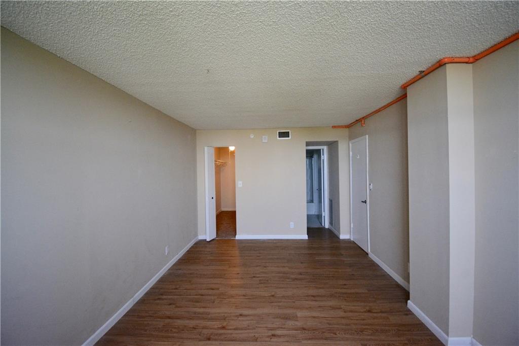INTRACOASTAL TOWER - Residential