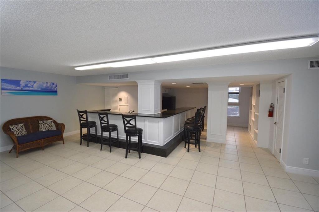 INTRACOASTAL TOWER - Residential
