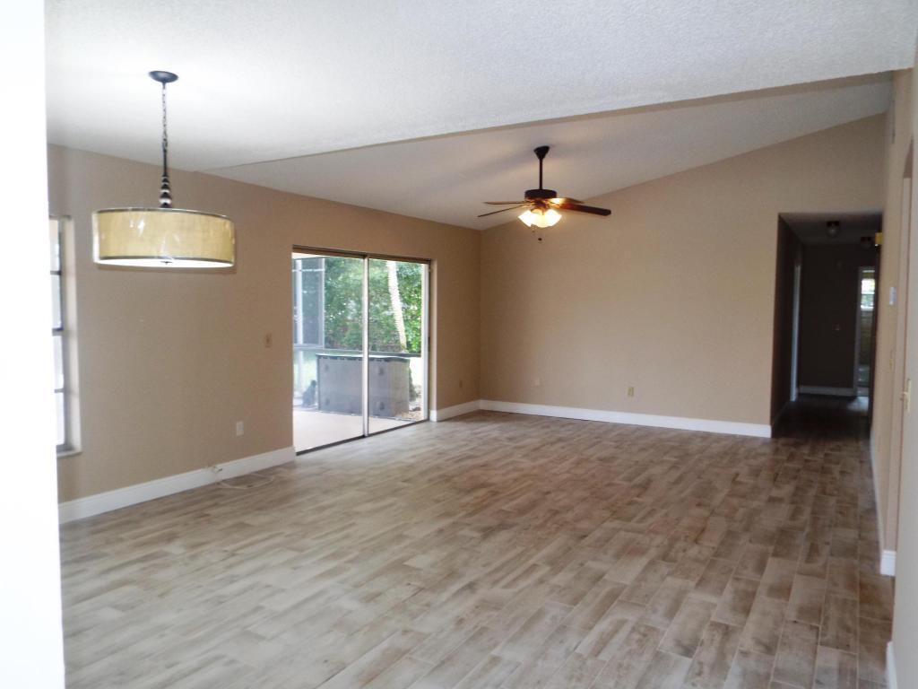 EASTWOOD OF WELLINGTON 2 - Residential Lease