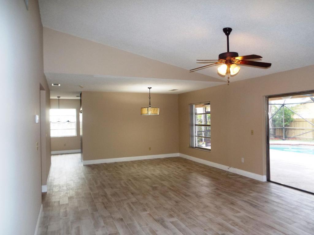 EASTWOOD OF WELLINGTON 2 - Residential Lease