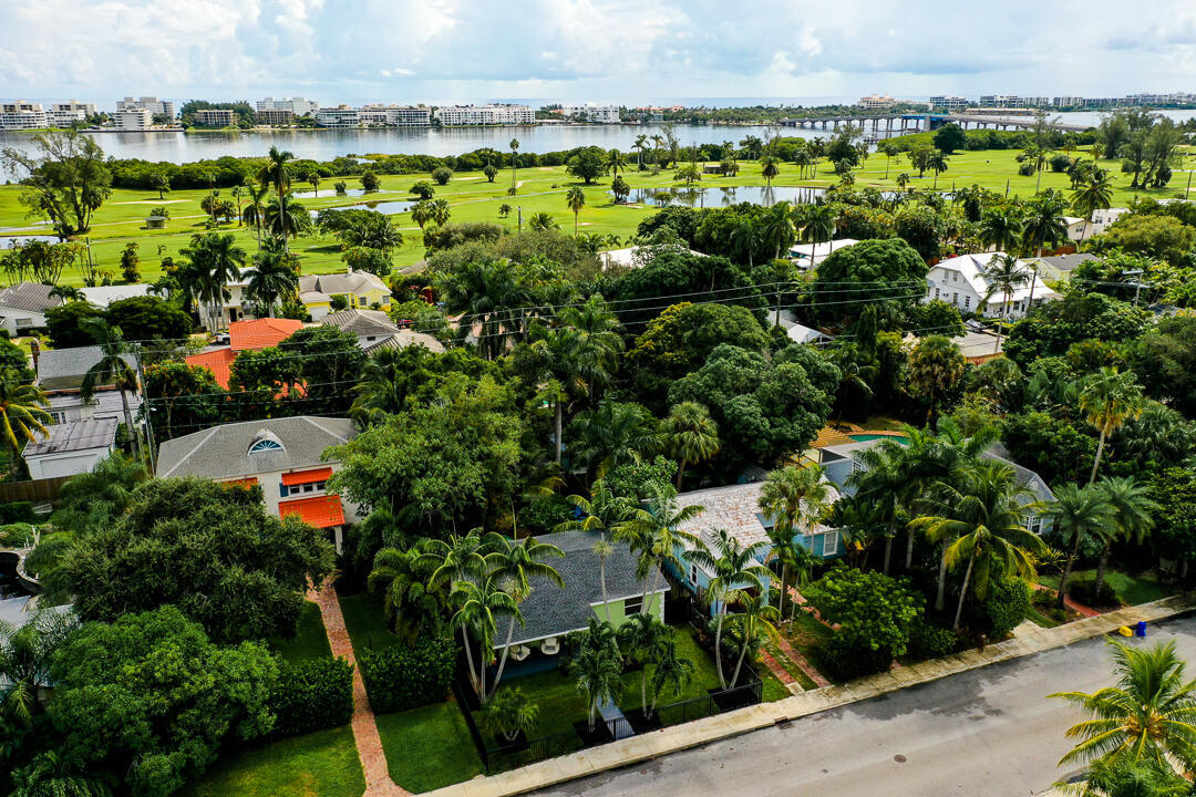 LAKE WORTH TOWN OF - Residential