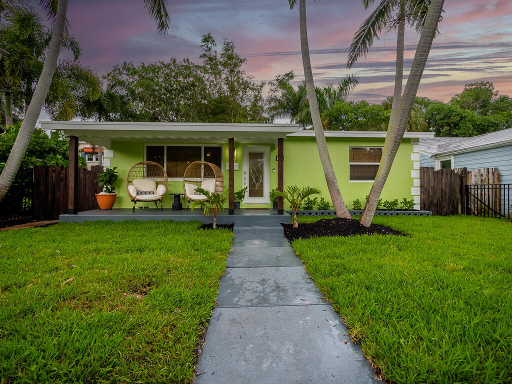 LAKE WORTH TOWN OF - Residential