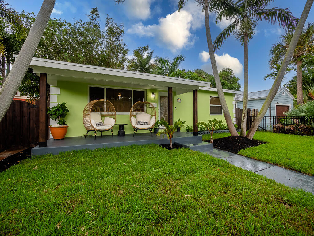 LAKE WORTH TOWN OF - Residential