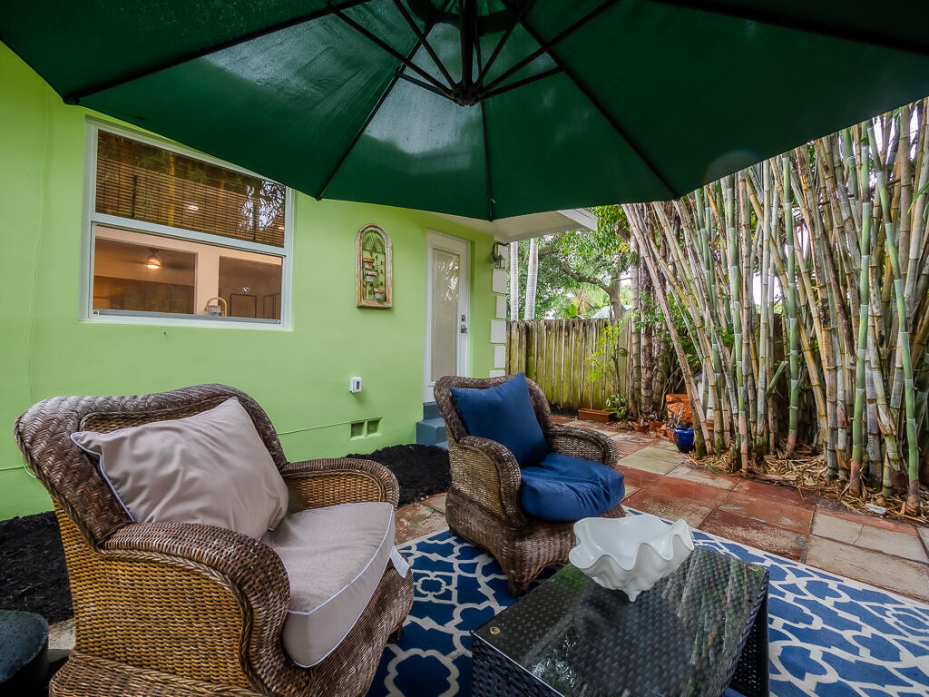 LAKE WORTH TOWN OF - Residential