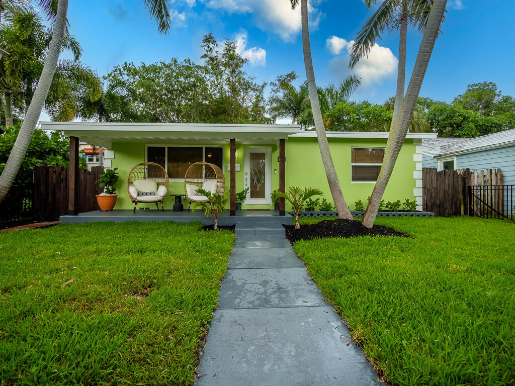 LAKE WORTH TOWN OF - Residential
