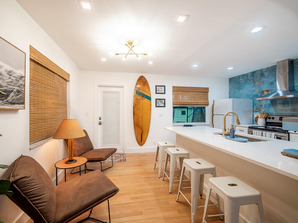 LAKE WORTH TOWN OF - Residential
