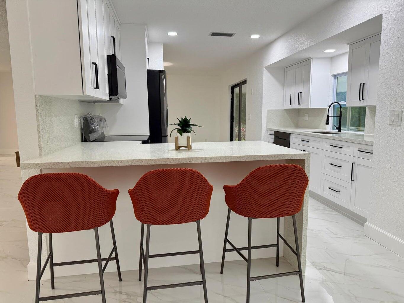 LOXAHATCHEE GROVES - Residential