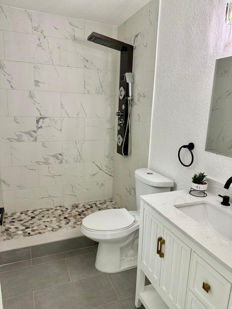 LOXAHATCHEE GROVES - Residential