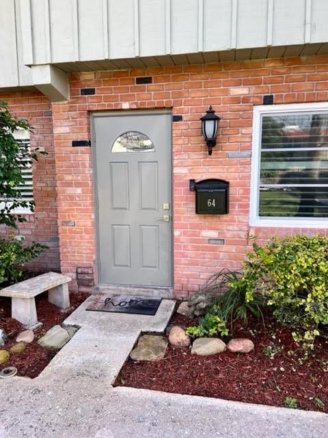 Stunning Townhome just a few short blocks from Wilton Drive, cafes, nightlife, shopping and restaurants. This meticulously cared for Townhome has been freshly painted, has impact windows and doors. The kitchen has granite counter tops along with stainless steel appliances. Both of the bathrooms have granite counter tops. The upstairs bathroom has custom cabinets along with a beautiful shower area. Large Samsung washer and dryer in unit. This Townhome has a fenced back yard that is beautifully paved. The complex has a community room and large pool. Four brand new fans have been installed. Small dogs, cats, birds and hampsters are allowed. No renting first year of ownership.