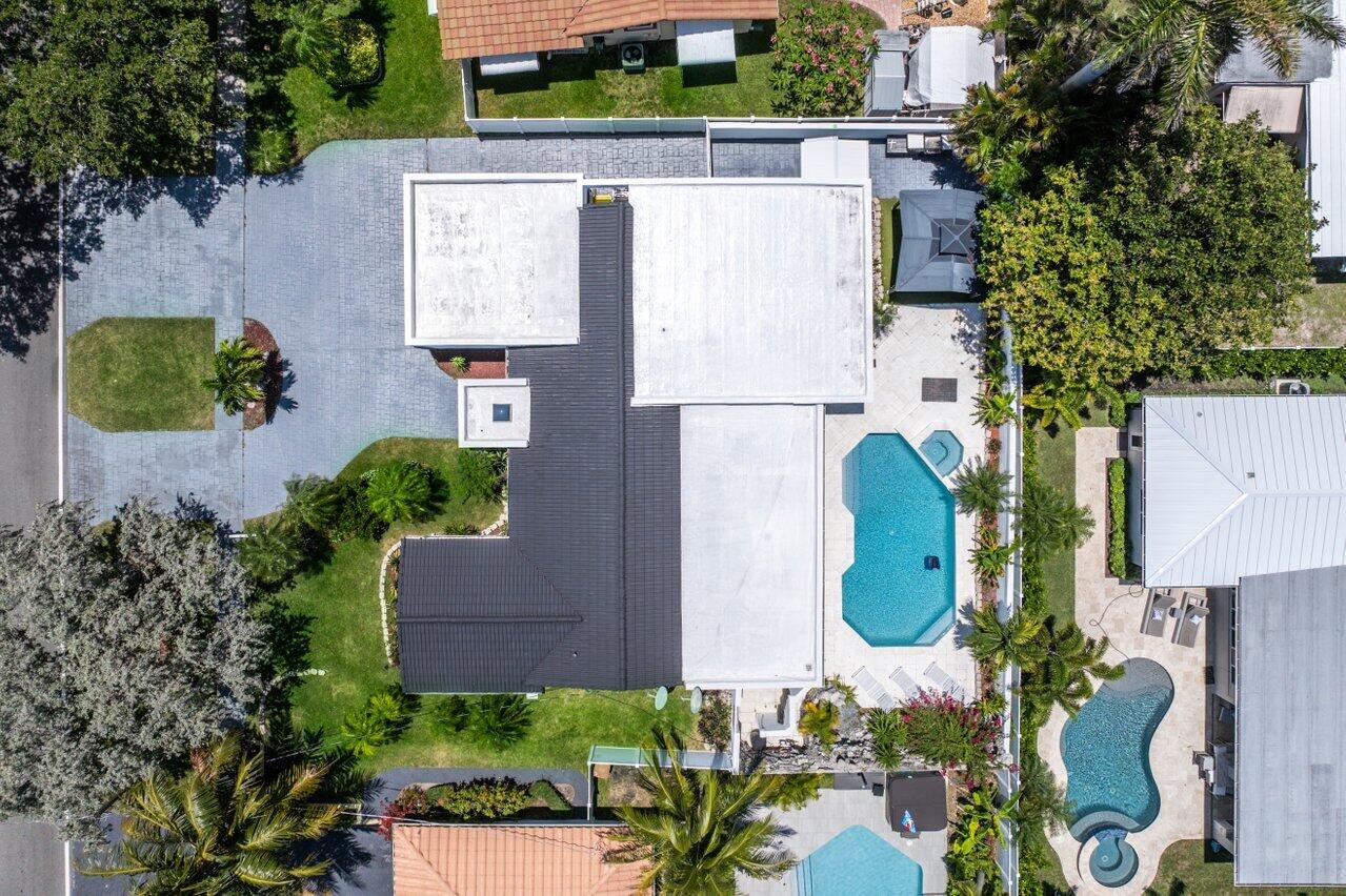 CORAL KEY VILLAS 2ND SEC - Residential