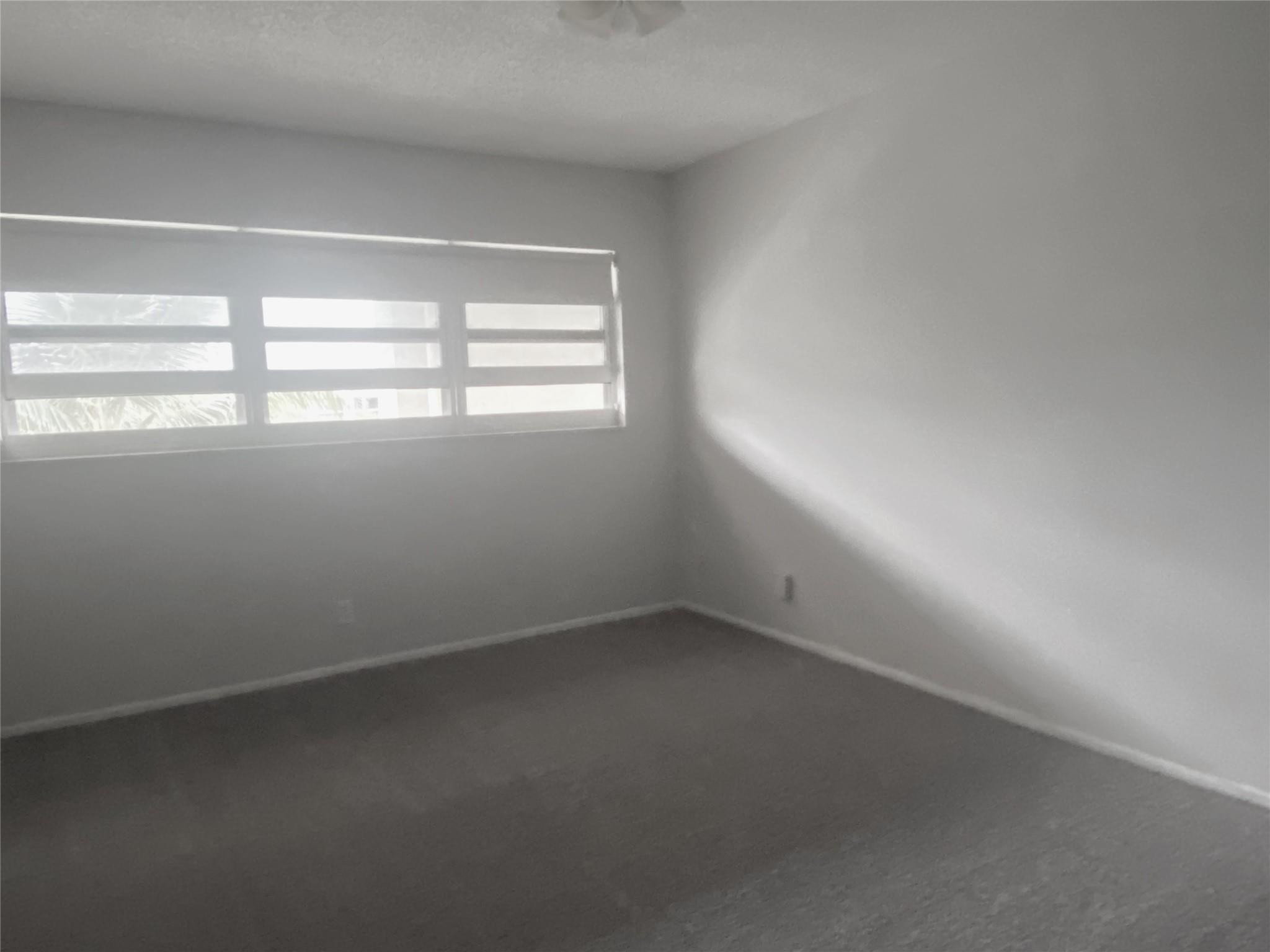 NO 20 PALM-AIRE COUNTRY CLUB - Residential