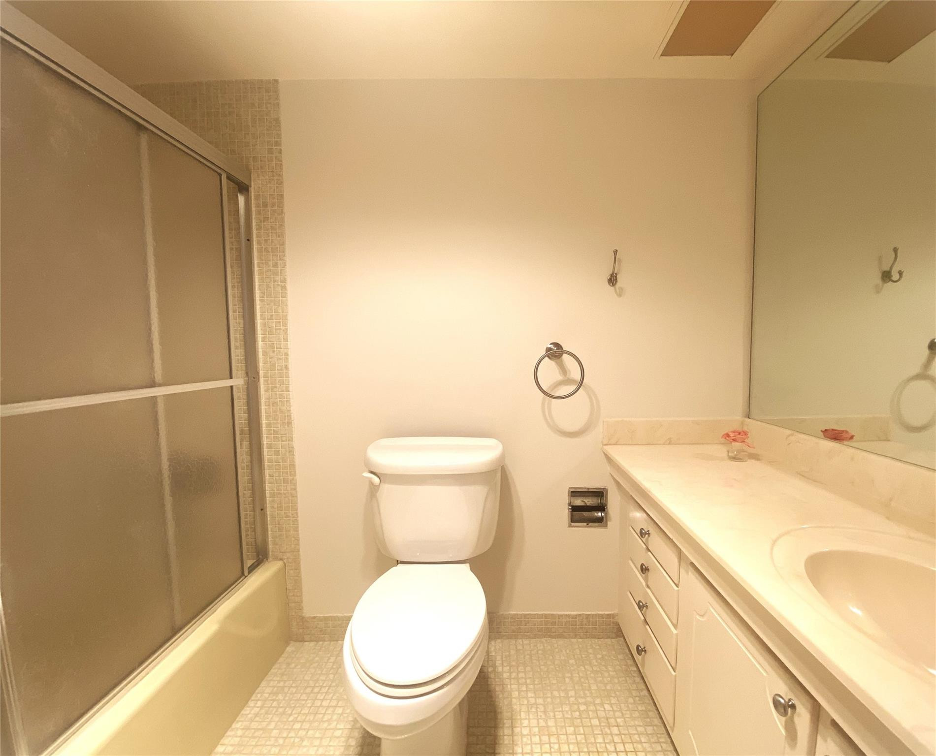 NO 20 PALM-AIRE COUNTRY CLUB - Residential