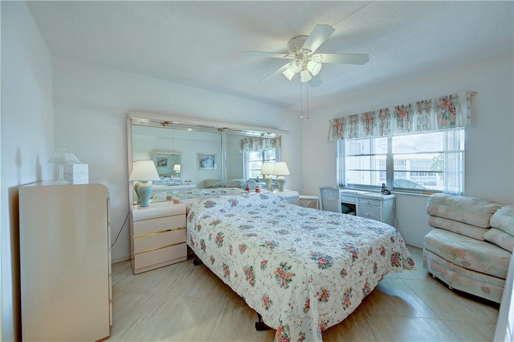 Penthouse North - Residential
