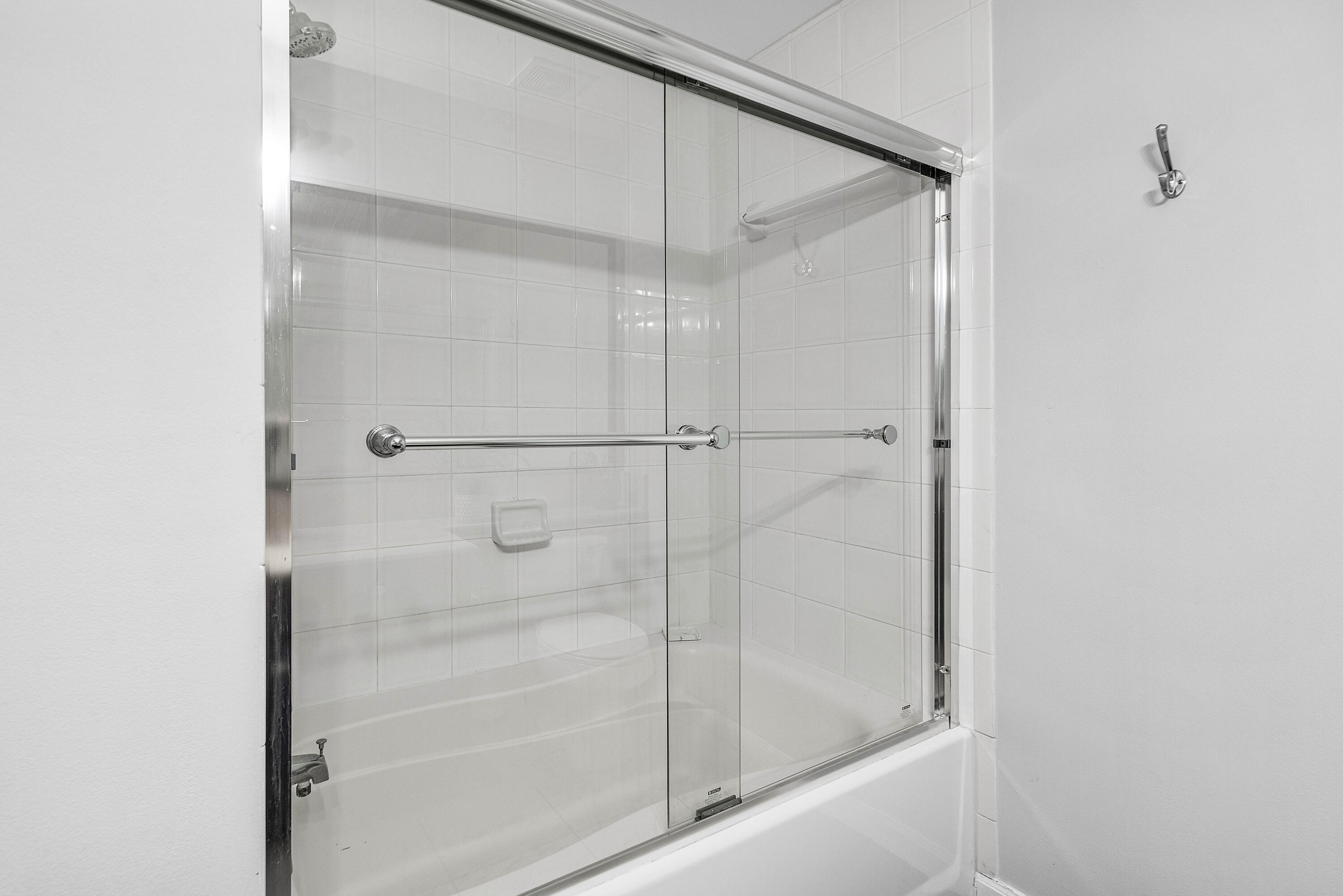 ST ANDREWS AT POLO CLUB CONDO - Residential Lease