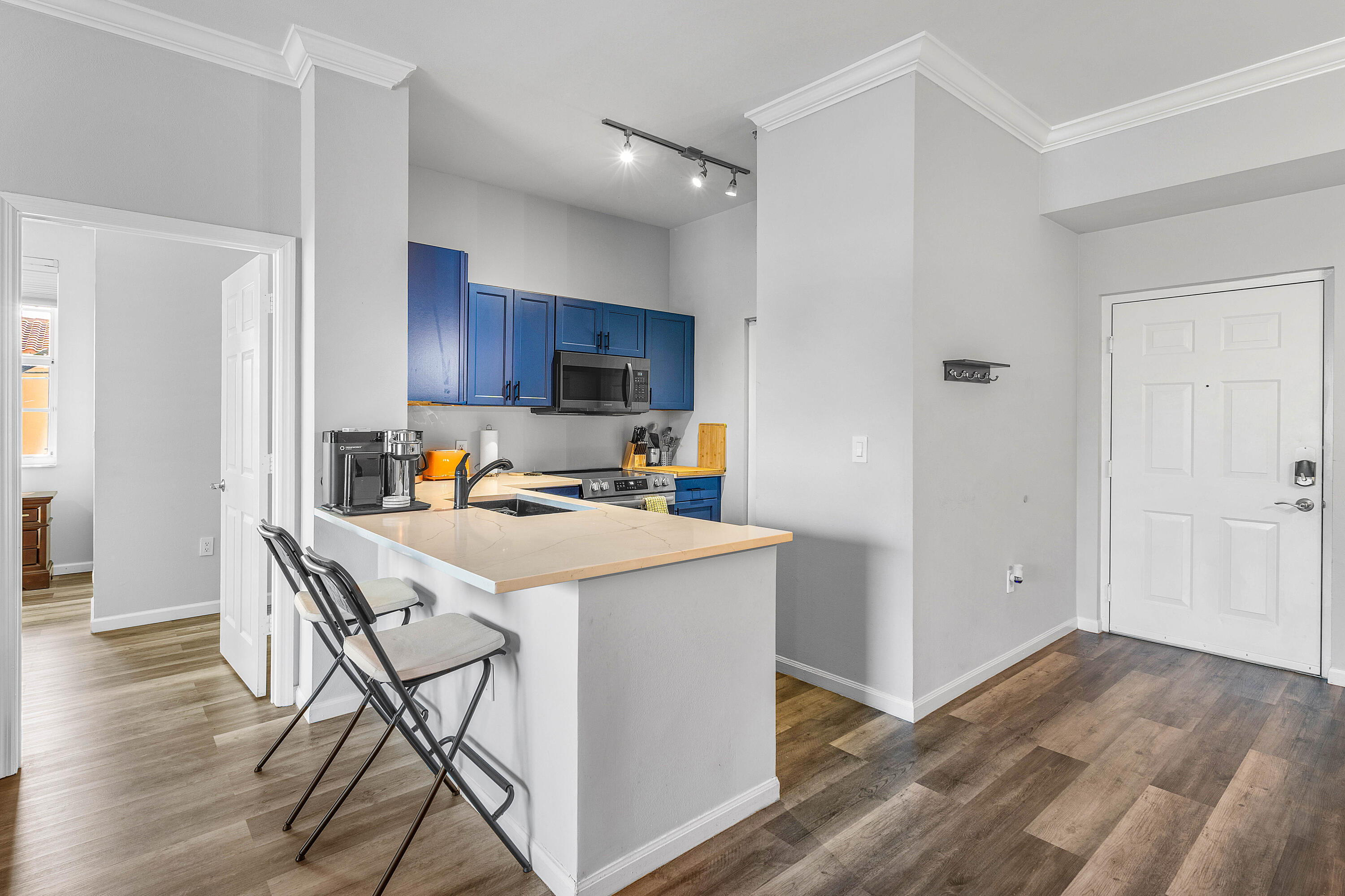 ST ANDREWS AT POLO CLUB CONDO - Residential Lease